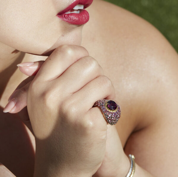 High Jewelry Luxury Rhodolite Garnet Sapphire Diamond 18kt Gold statement ring