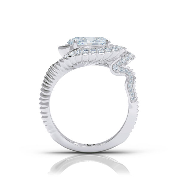Diamond halo ring, 18kt white gold, diamonds, luxury jewellery
