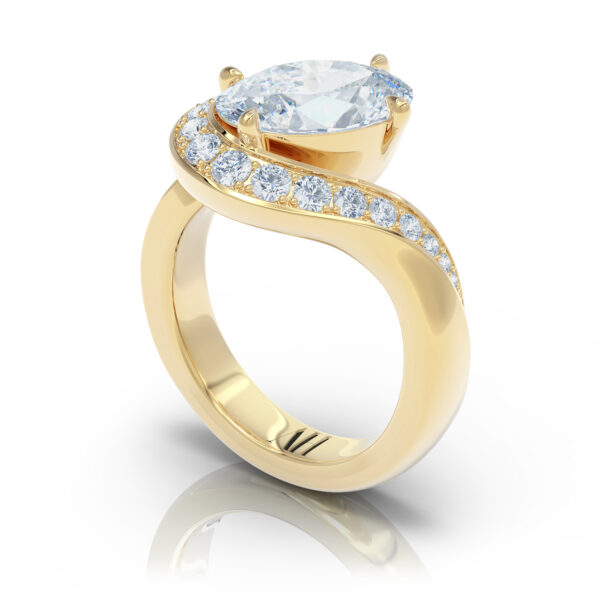 Luxury 3ct oval halo diamond ring 18kt yellow gold