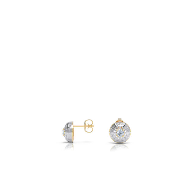 Luxury elegant diamond stud dome 18kt gold